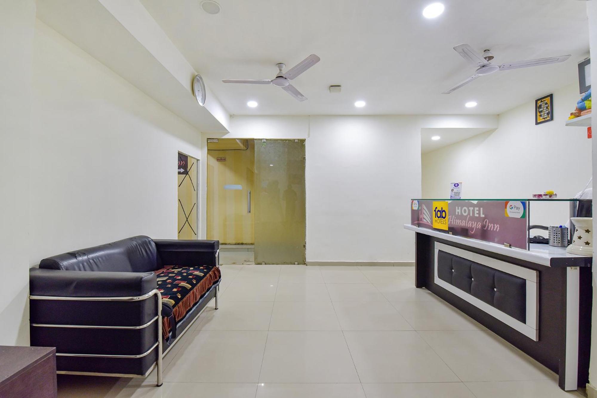 Hotel O Himalaya Inn Ahmedabad Exterior photo